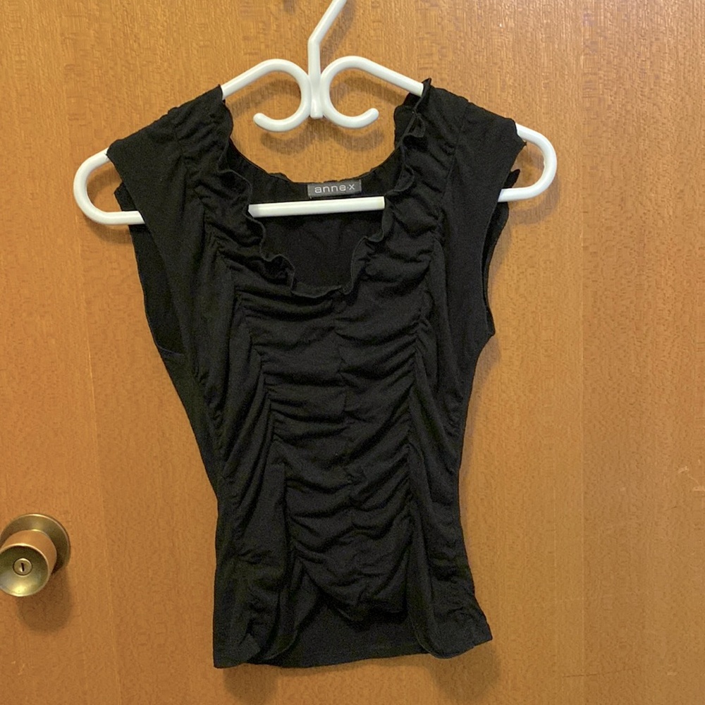 I am selling a top.